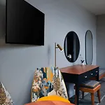 Отель The Parkavon 3*